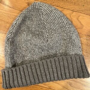 Taylor Stitch Cashmere Beanie